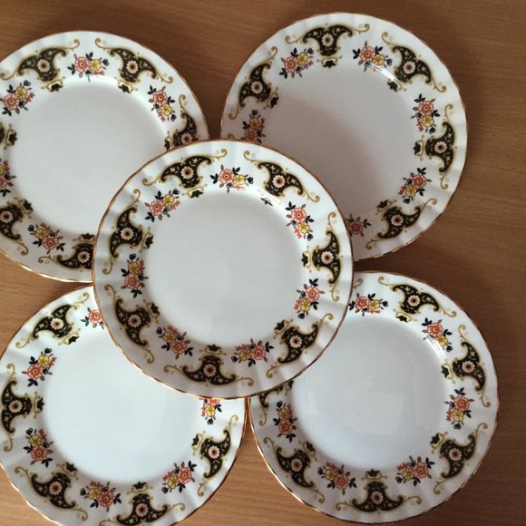 Vintage set of 5 Royal Stafford Bone China BALMORAL 6.5" plates - Picture 1 of 5
